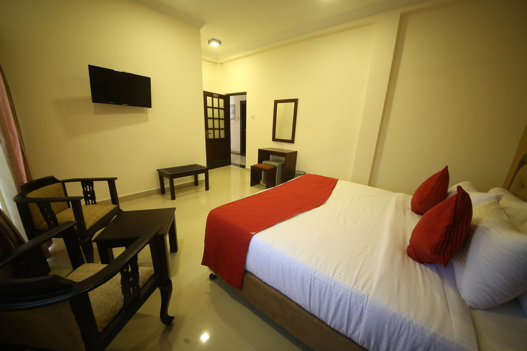 Hotel Sunhill Mount Lavinia Dehiwala-Mount Lavinia Exterior photo